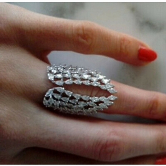 Diamond Angel Wing Ring - Picture 13 of 15